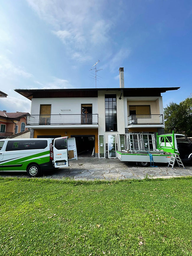 posa tecnoserramenti